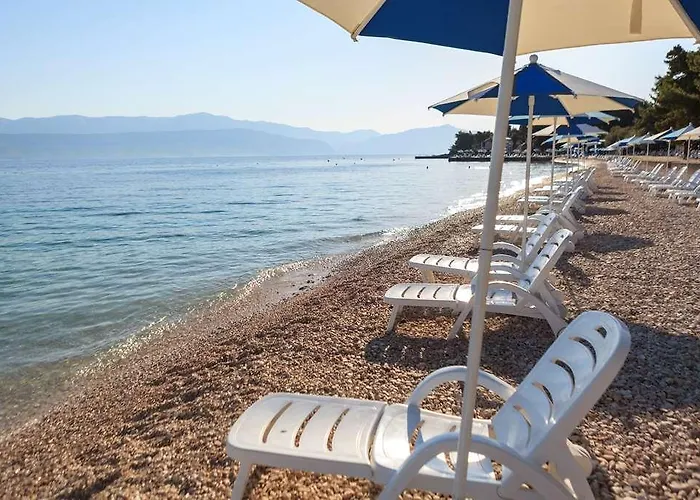Pribjeći Waterman Svpetrvs Supetar